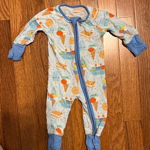 Little sleepies newborn pajamas